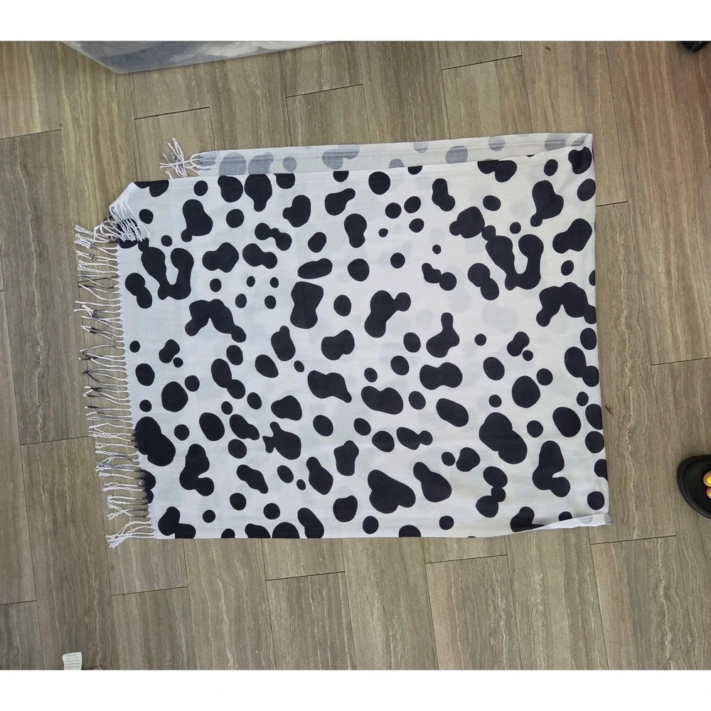 Unbranded Cow Print Scarf Black White Animal Pattern Fringe Trim Wrap Shawl